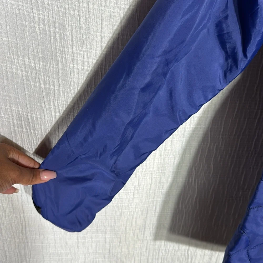 Helly Hansen PrimaLoft Quilted Jacket Size Large | Lightweight Warm Outdoor Coat